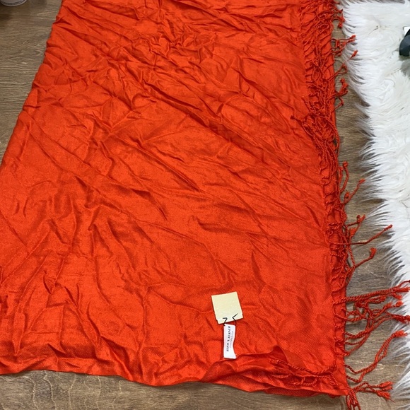 Bijoux Terner pashmina orange red scarf new with tags - Picture 4 of 4